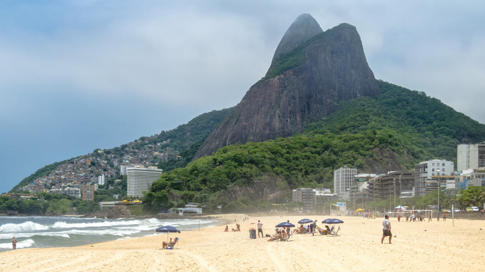 South America Day 3: Last-Minuteness / Dois Irmãos