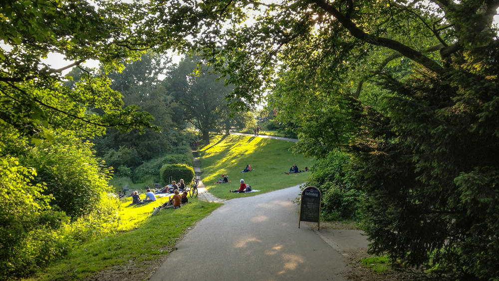 Europe Day 11: A Beautiful Walking Commute