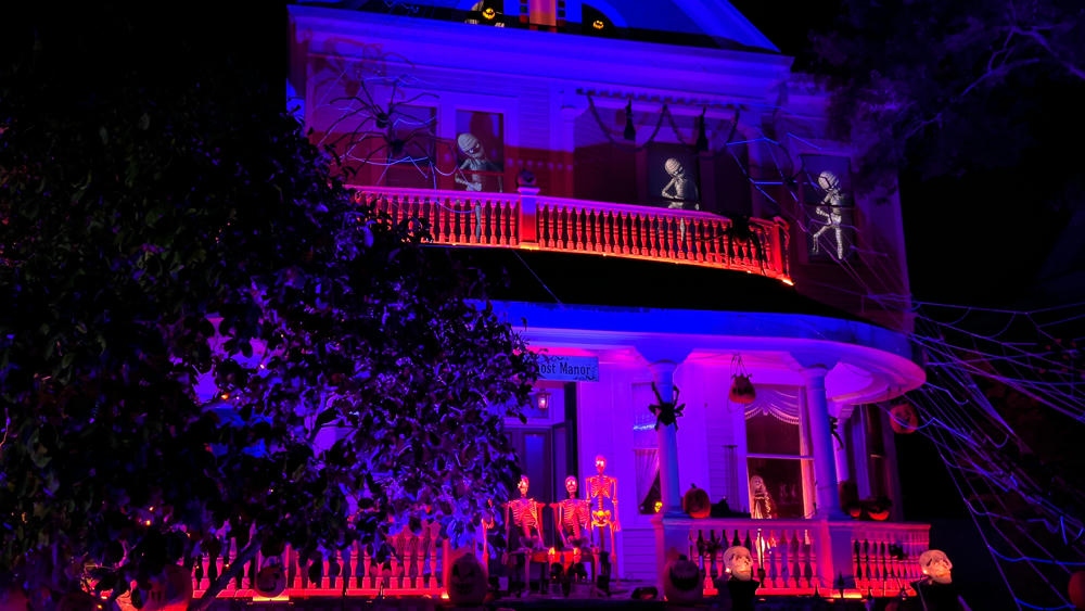 Night 8: Ghost Manor